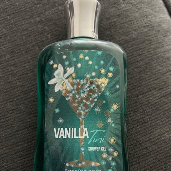 Bath & Body Works Vanilla Tini Shower Gel - NWT - Picture 1 of 3